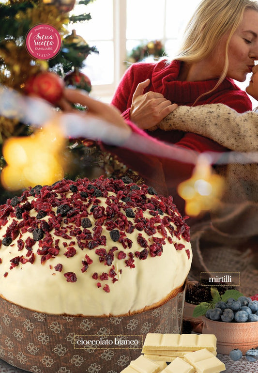 PANETTONE ARTIGIANALE CON FRUTTI DI BOSCO E CIOCCOLATO BIANCO 1 kg